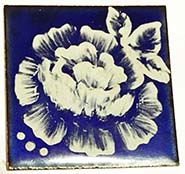 MUD Flower button