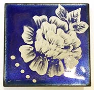 MUD Flower button