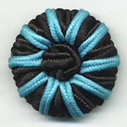 Soutache button