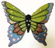 Butterfly sew-through button